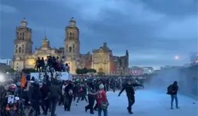 Destrozos, enfrentamientos y lesionados deja marcha del 2 de octubre en la CDMX