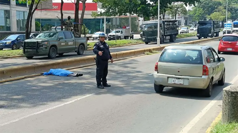 Hombre muere arrollado en Ruiz Cortines; el conductor se dio a la fuga