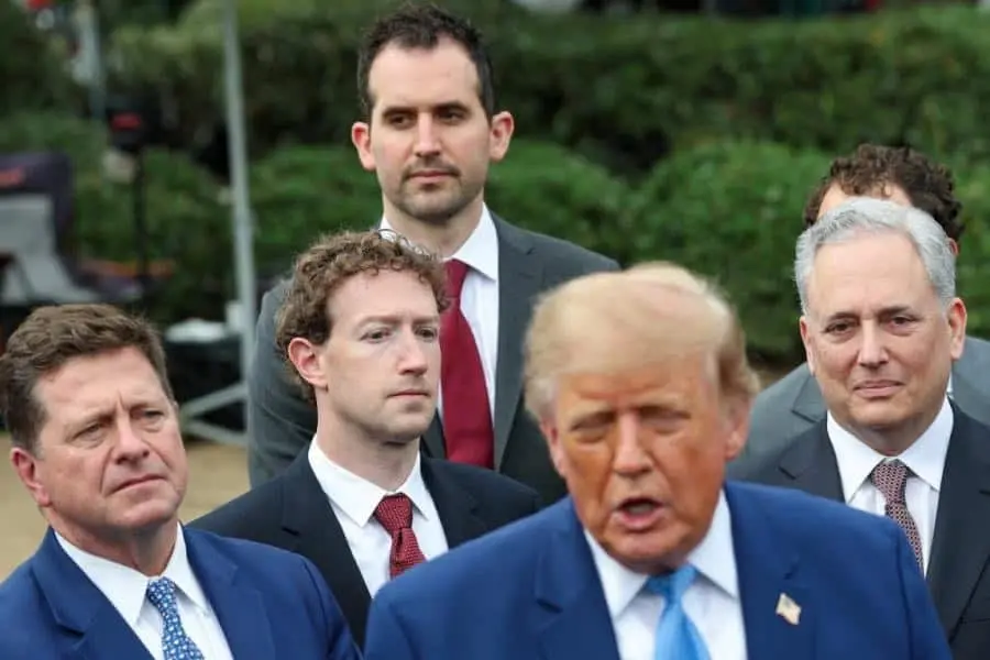 Trump crea Fuerza de Superinteligencia para coordinar desarrollo de la IA Trump crea Fuerza de Superinteligencia para coordinar desarrollo de la IA