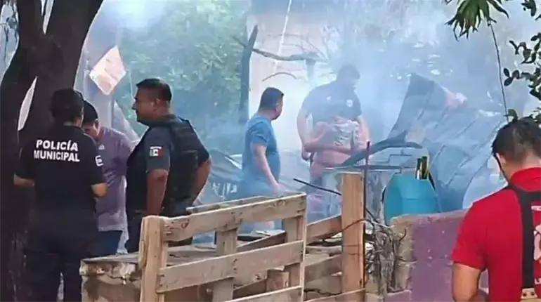 Mueren dos ni&ntilde;os y un adulto mayor tras incendio de una vivienda en Salina Cruz, Oaxaca