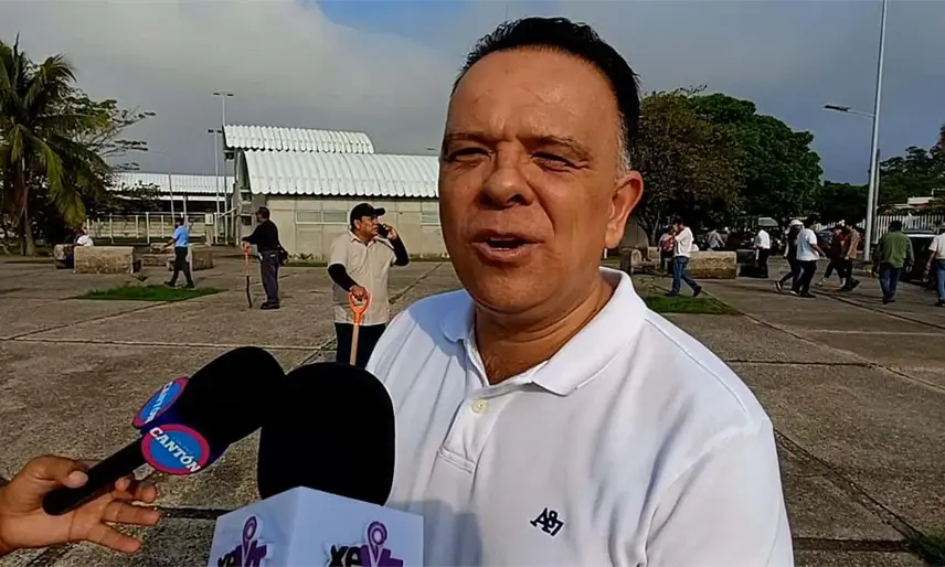 Marcos Rosendo Medina no solicitará licencia para buscar coordinación del IV Distrito Federal