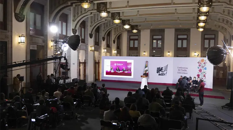 Analiza Sheinbaum participaci&oacute;n en la Cumbre del APEC en China por compromisos en M&eacute;xico el 20 de noviembre