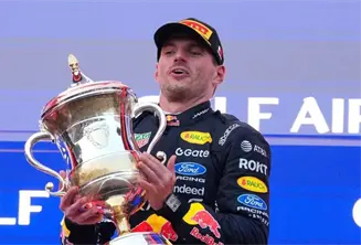 Max Verstappen conquista el GP de Bahr&eacute;in, su primer triunfo de 2026
