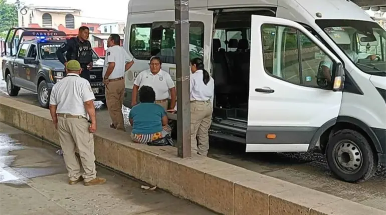 Mujer extranjera y en condici&oacute;n de calle vuelve a colonia La Manga