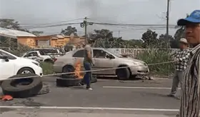Tras bloqueo, llegan a acuerdo con autoridades sobre puente a desnivel y peatonal en la Villahermosa-C&aacute;rdenas