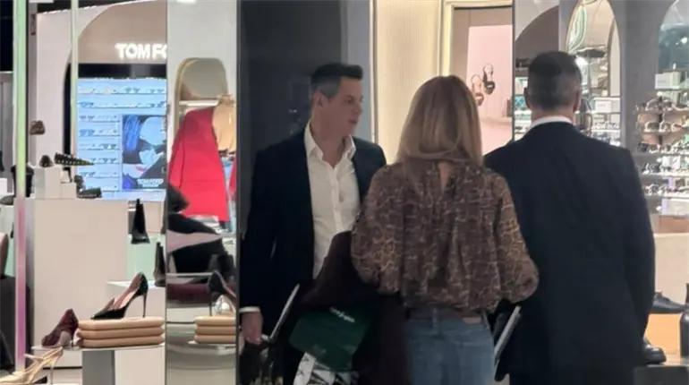 Alejandro Murat es captado junto a su esposa en tienda de lujo en Madrid, Espa&ntilde;a