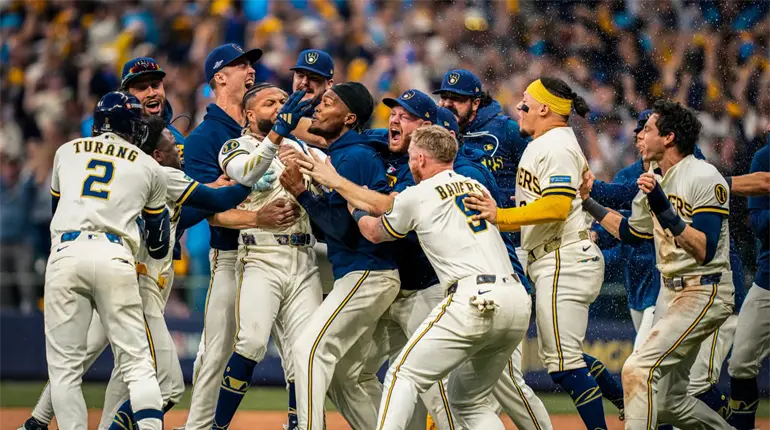 Milwaukee a un juego de llegar a la final de la Nacional; Atlanta iguala la serie ante Dodgers