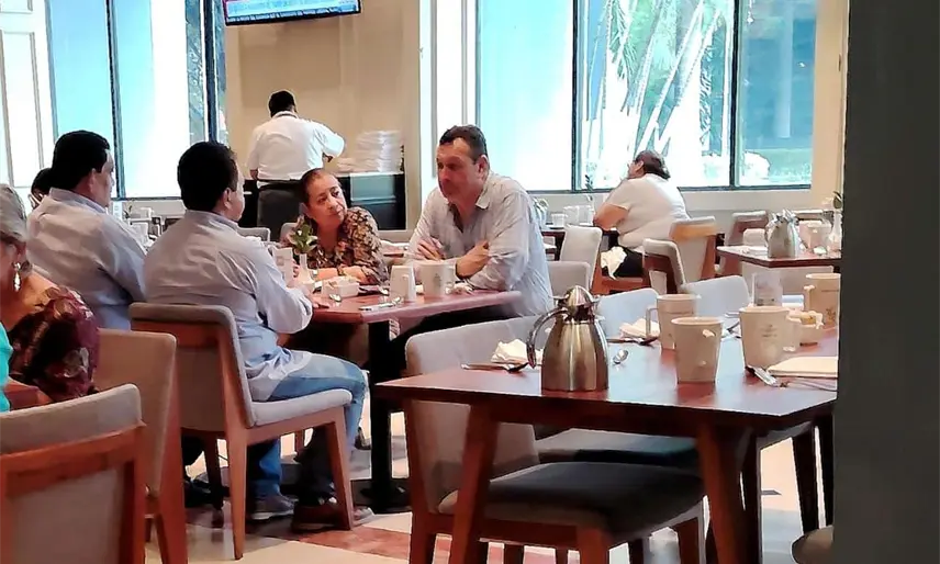 Evaristo Hernández se reúne con Juan Manuel Fócil, a días del inicio del proceso electoral