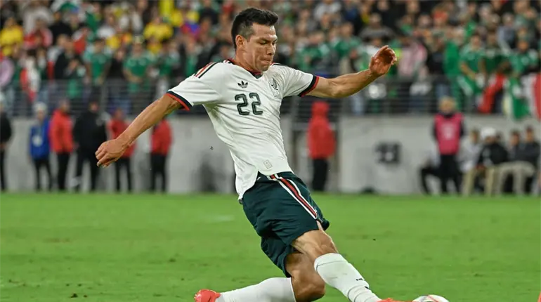 Hirving Lozano y Mateo Ch&aacute;vez abandonaron la concertaci&oacute;n de la Selecci&oacute;n Mexicana