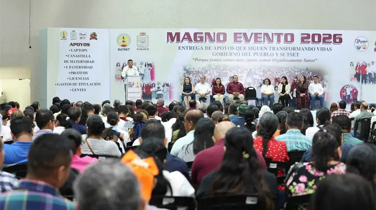 Destaca gobierno dialogo y coordinaci&oacute;n con el SUTSET durante entrega de apoyos laborales