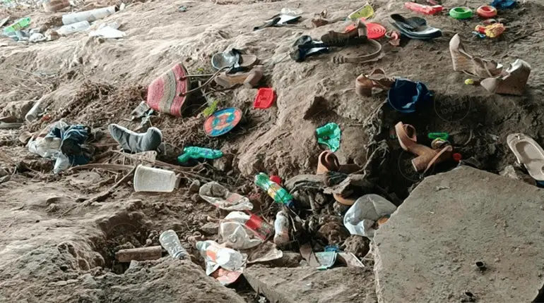 Retiran a migrantes y nacionales de asentamiento irregular bajo el malec&oacute;n de Villahermosa