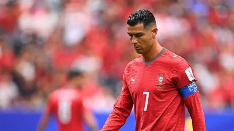 Cristiano Ronaldo aclara, en un extenso comunicado, su abandono de la concentraci&oacute;n de Portugal