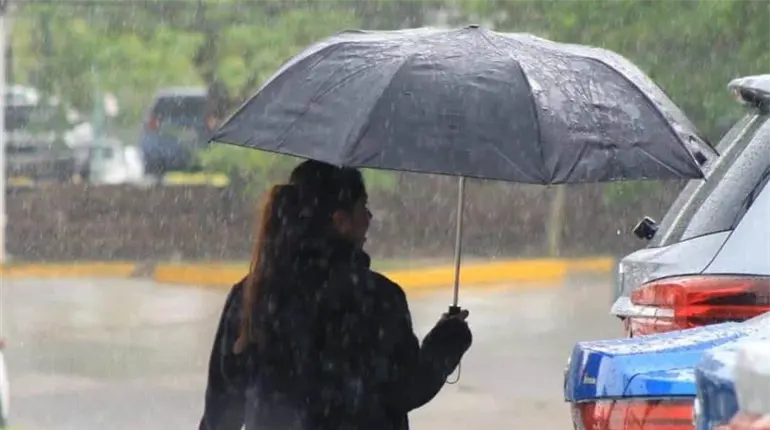 Persistir&aacute;n los chubascos y lluvias puntuales fuertes para este s&aacute;bado en Tabasco