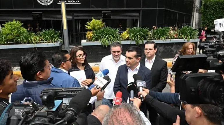 Diputados federales del PAN presentan denuncia contra Marina del Pilar