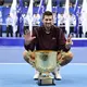 Novak Djokovic gana el Abierto de China, su t&iacute;tulo 102 en su carrera y va por las 103 de Roger Federer
