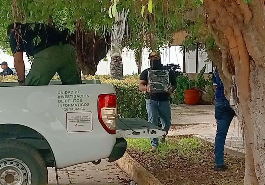 FGE incauta equipos de c&oacute;mputo y documentaci&oacute;n de la Uni&oacute;n de Cr&eacute;dito Ganadero