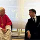 La gira por Francia fortaleci&oacute; el liderazgo del Papa en el mundo: Alazraki