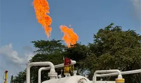 Se compromete Pemex a apagar dos mecheros de la zona Agave este enero: Bracamonte