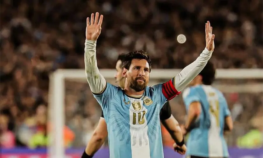 Con gol y agradecido con la afición Messi dice adiós a la Selección Argentina