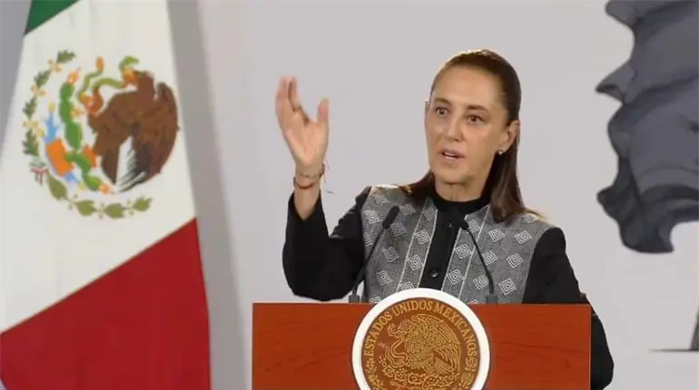 Felicita Sheinbaum a Morena por su 15 aniversario, descarta desgaste y llama a mantener sus principios