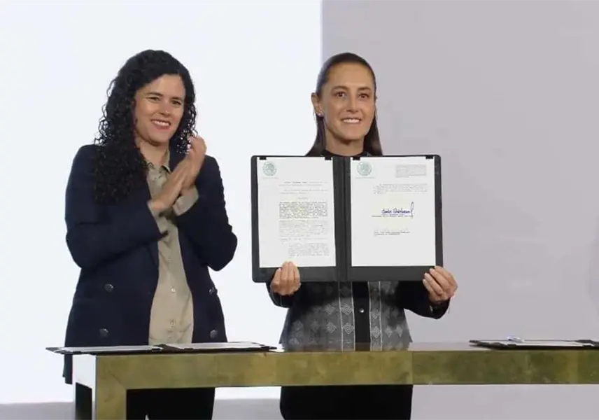 Sheinbaum promulga decreto que prohíbe doble nacionalidad para aspirantes a la presidencia y gubernaturas Sheinbaum promulga decreto que prohíbe doble nacionalidad para aspirantes a la presidencia y gubernaturas