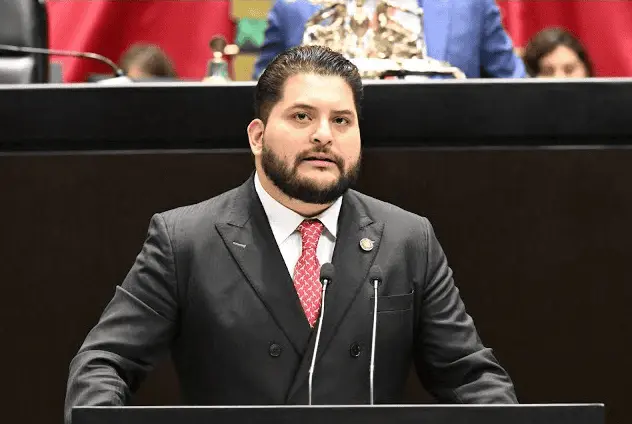 Acusa PRI a Marath Bola&ntilde;os de convertir comparecencia en mitin de Morena