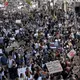 Protestas de estudiantes en Francia obligan al gobierno a suspender clases de manera oficial