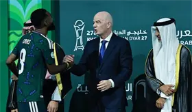 Infantino promete m&aacute;s respaldo para el futbol africano