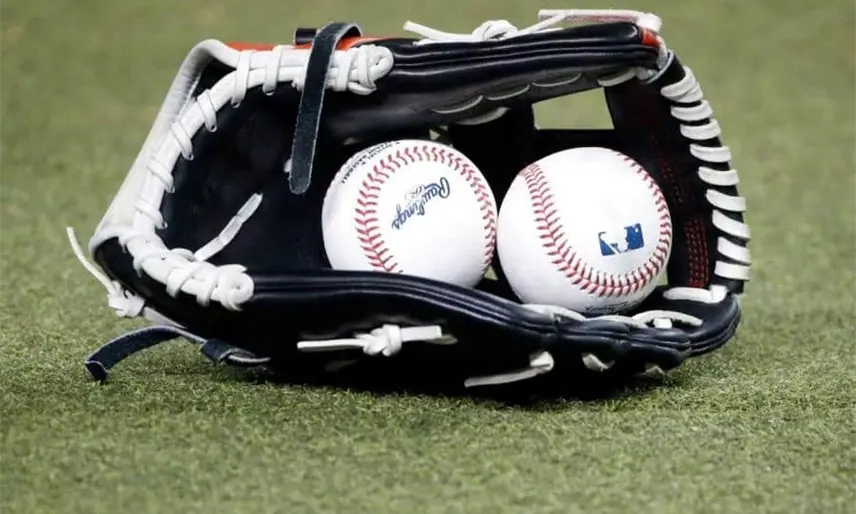Proponen acortar la temporada regular de Grandes Ligas y cambios en los play offs