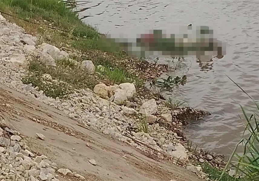 Hallan cuerpo sin vida y en estado de descomposición en aguas del río Grijalva Hallan cuerpo sin vida y en estado de descomposición en aguas del río Grijalva