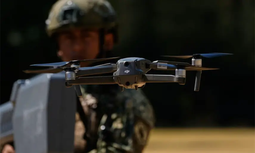 Revela Sheinbaum que Defensa y Marina tienen plantas de fabricación de drones mexicanos