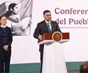 Rechaza Sheinbaum haber "rega&ntilde;ado" a Garc&iacute;a Harfuch tras reporte del The WSJ