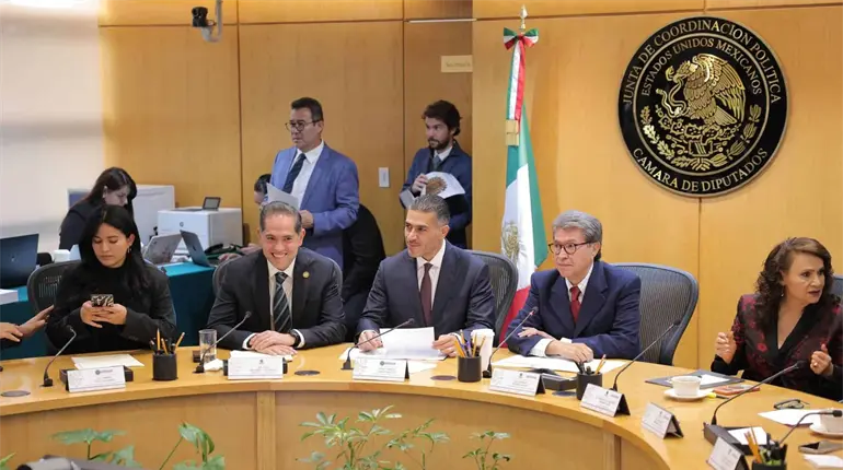 FGR definir&aacute; si indaga a Am&iacute;lcar Ol&aacute;n por nexos criminales en Tren Maya y Tren Interoce&aacute;nico: Harfuch