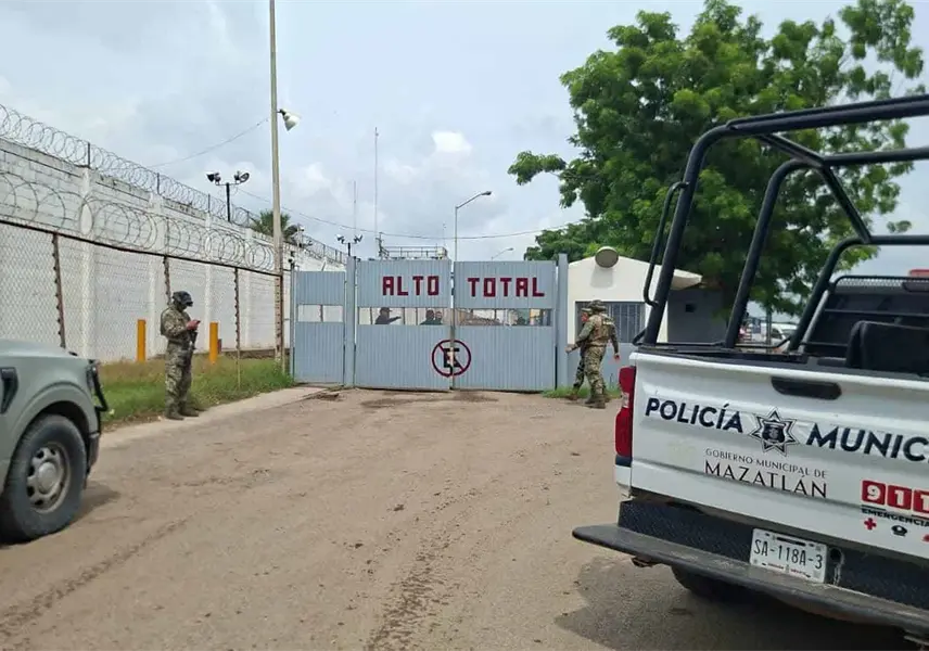Nueva riña en penal de Mazatlán deja dos internos muertos Nueva riña en penal de Mazatlán deja dos internos muertos