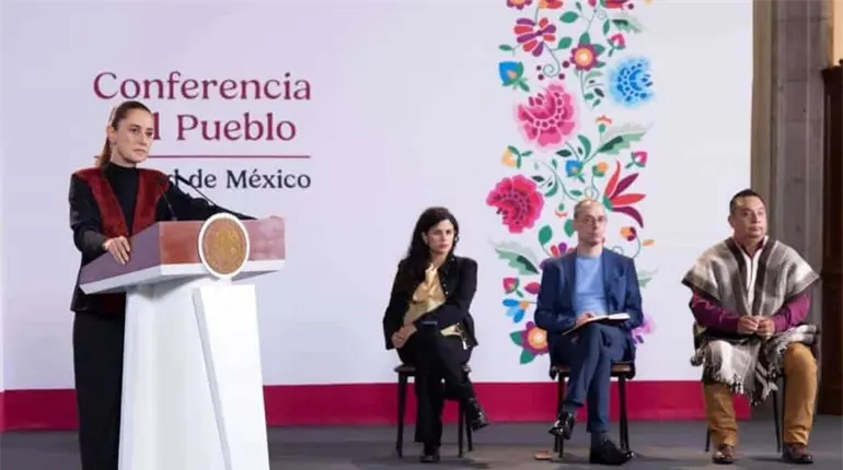 Presentan decreto para proteger a menores en plataformas digitales