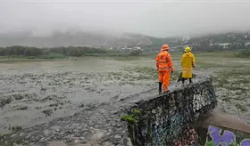Sim&oacute;n provoca inundaciones y deslaves en Acapulco