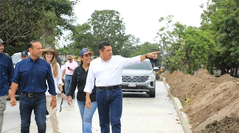 Supervisa gobernador May modernizaci&oacute;n del perif&eacute;rico de C&aacute;rdenas