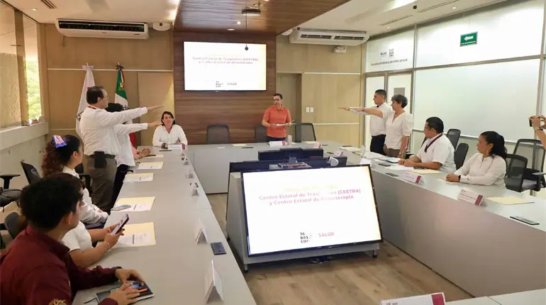 Rinden protestas representantes de los Comit&eacute;s de &Eacute;tica del Centro Estatal de Hemoterapia y del Centro Estatal de Trasplantes
