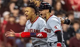 Cleveland remonta ante Chicago y obliga a un quinto y definitivo duelo en la Serie Divisional