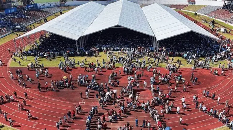 Descarta SOTOP da&ntilde;os en campo del Estadio Ol&iacute;mpico tras evento de Sheinbaum en Tabasco