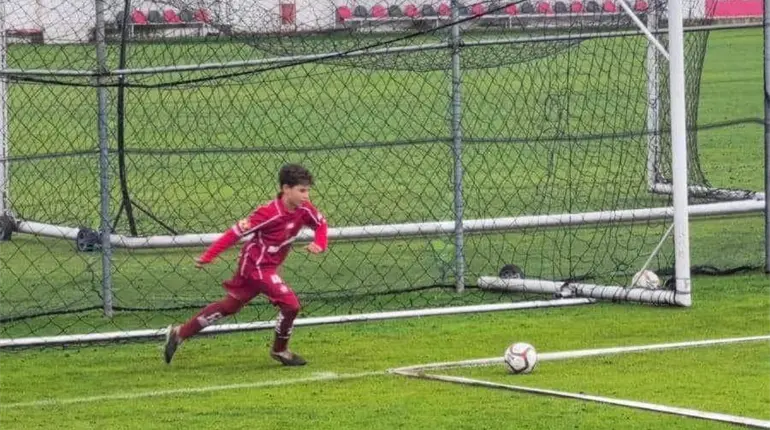 El tabasque&ntilde;o Augusto Rosas anot&oacute; gol con el Toluca sub-11 en la goliza de 18-0 sobre Santos