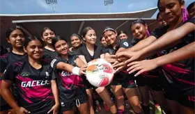 Con la participaci&oacute;n de 12 equipos, el IEM Tabasco organiz&oacute; la 2da Copa Femenil de F&uacute;tbol