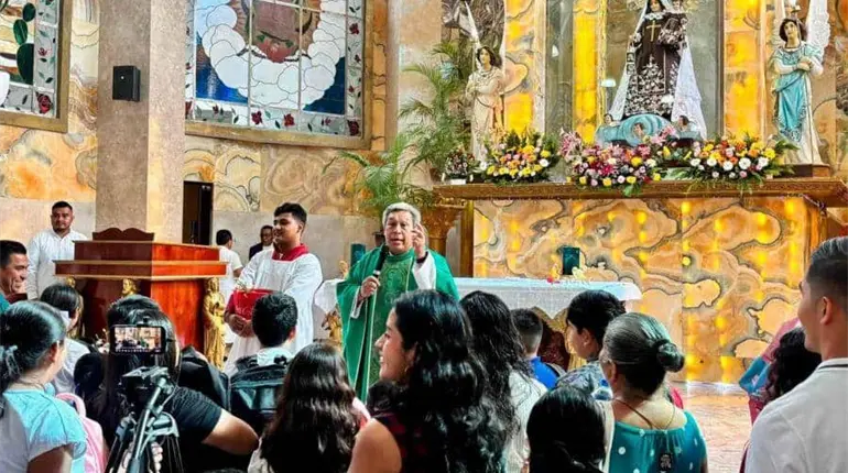 Desde la parroquia de Chiltepec piden por la operaci&oacute;n del Papa Le&oacute;n