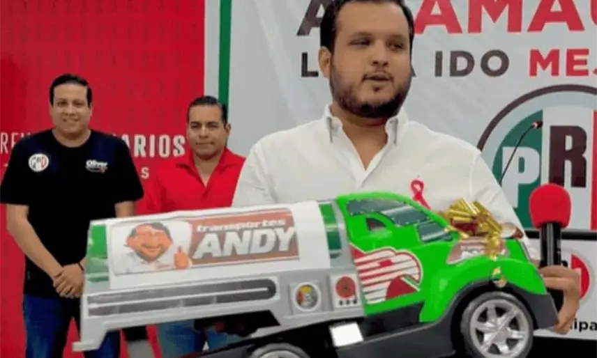 Dirigente del PRI Tamaulipas envía "regalito" a Andy López Beltrán ante escándalos de huachicol fiscal