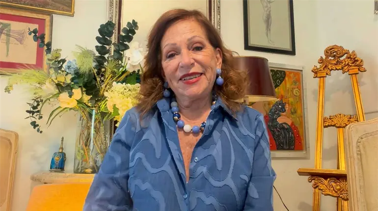 Valentina Alazraki pospone presentaci&oacute;n de su libro en Tabasco ante problemas de salud del papa Le&oacute;n XIV