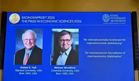 Otorgan Premio Nobel de Econom&iacute;a a los estadounidenses Robert E. Hall y Michael Woodford