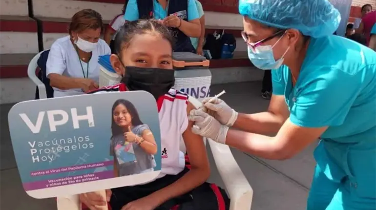 Pese a no ser obligatoria, llaman a aplicar la vacuna contra el VPH en Tabasco