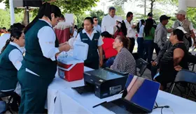 Inicia campa&ntilde;a de vacunaci&oacute;n invernal en Tabasco; aplicar&aacute;n m&aacute;s de 915 mil dosis