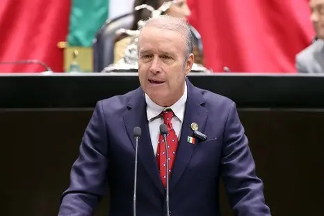 El diputado federal Mario Calzada renuncia al PRI tras d&eacute;cadas en el partido