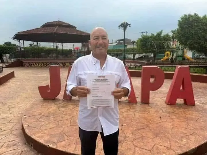 Diputados y exfuncionarios continúan apuntándose como aspirantes de Morena a candidaturas de alcaldías en Tabasco
